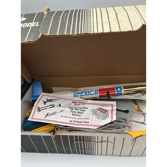 Vintage Estes Flying Model Starter Kit - Picture 5 of 12